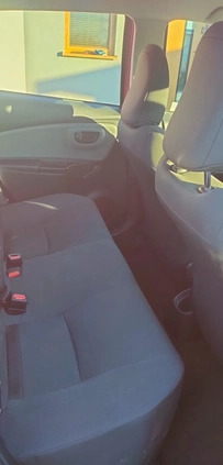 Toyota Yaris cena 40500 przebieg: 79135, rok produkcji 2019 z Częstochowa małe 121